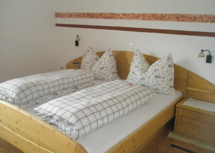 بنسيون أنديرلا